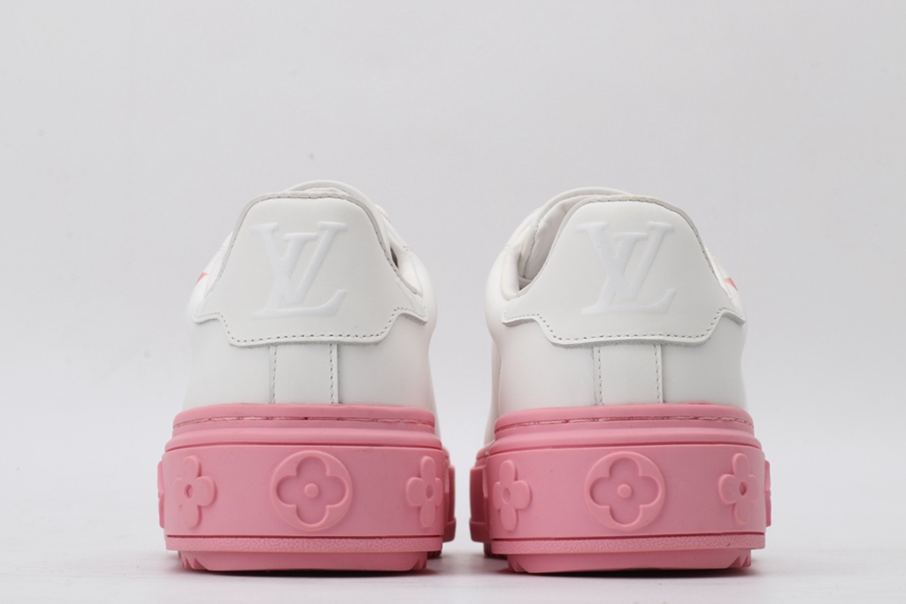 L*V SNEAKER
